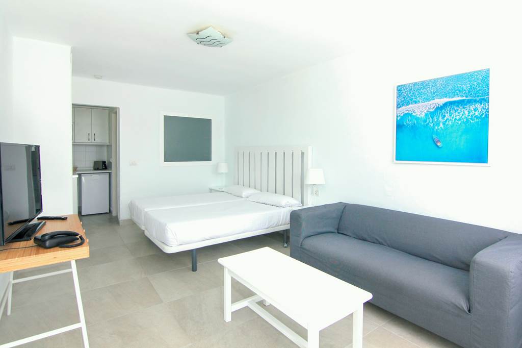 ACE_469_Arena_Dorada_Apartments_0819_07.jpg