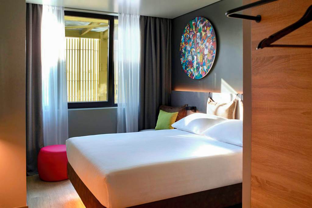ATH_84000_Moxy_Athens_City_0822_12.jpg
