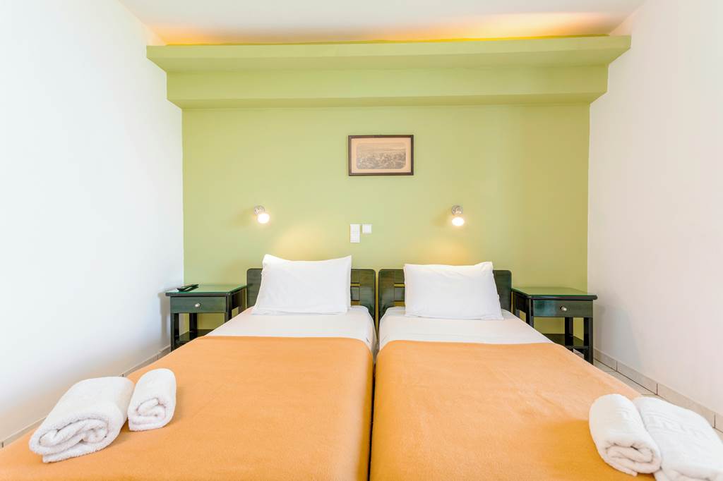 ZTH_81234_Sea_View_Hotel_1019_14.jpg