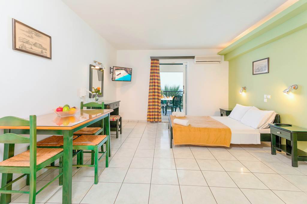 ZTH_81234_Sea_View_Hotel_1019_19.jpg