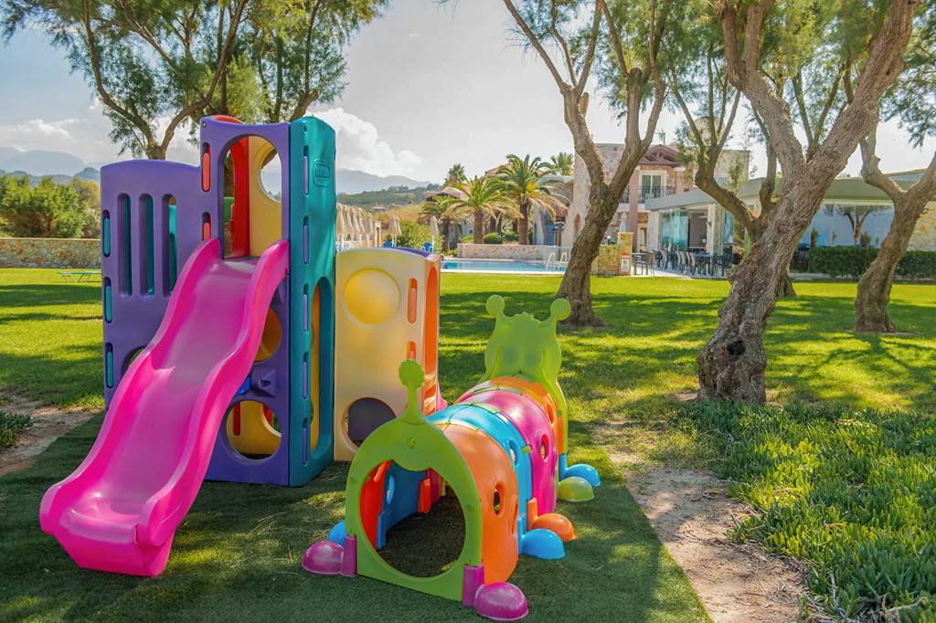 CHQ_84271_Lito_Beach_Hotel_0623_01.jpg
