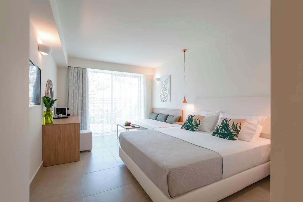 CHQ_81101_Aloe_Boutique_Hotel_&_Suites_0919_18.jpg