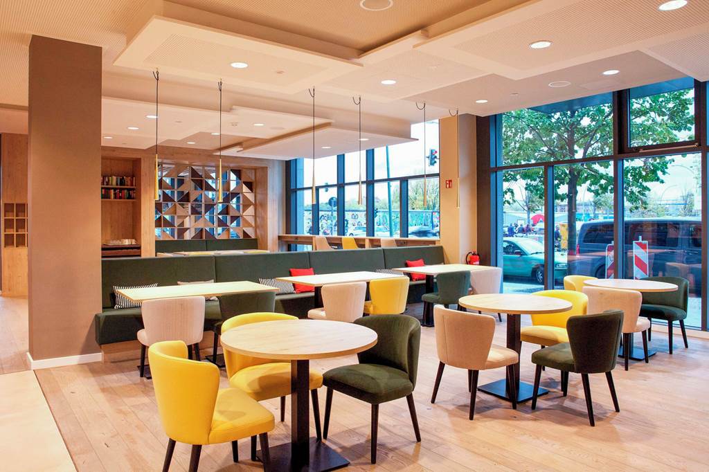 BER_86313_Hampton_by_Hilton_Berlin_City_East_Side_Galleryy_0923_04.jpg