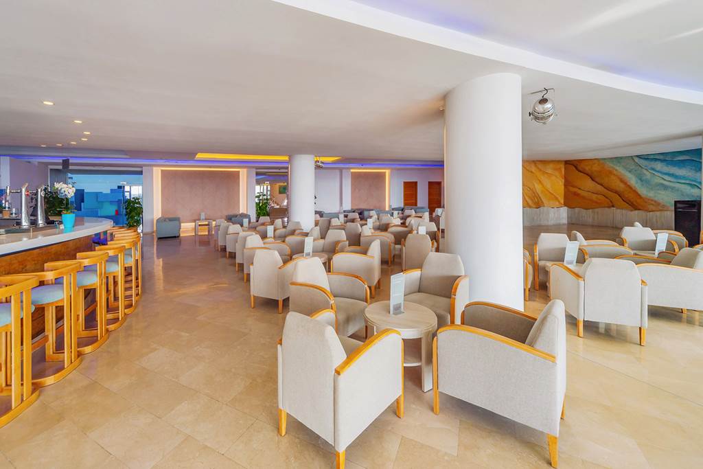 PMI_88629_Fontanellas_Playa_Aparthotel_1224_15.jpg