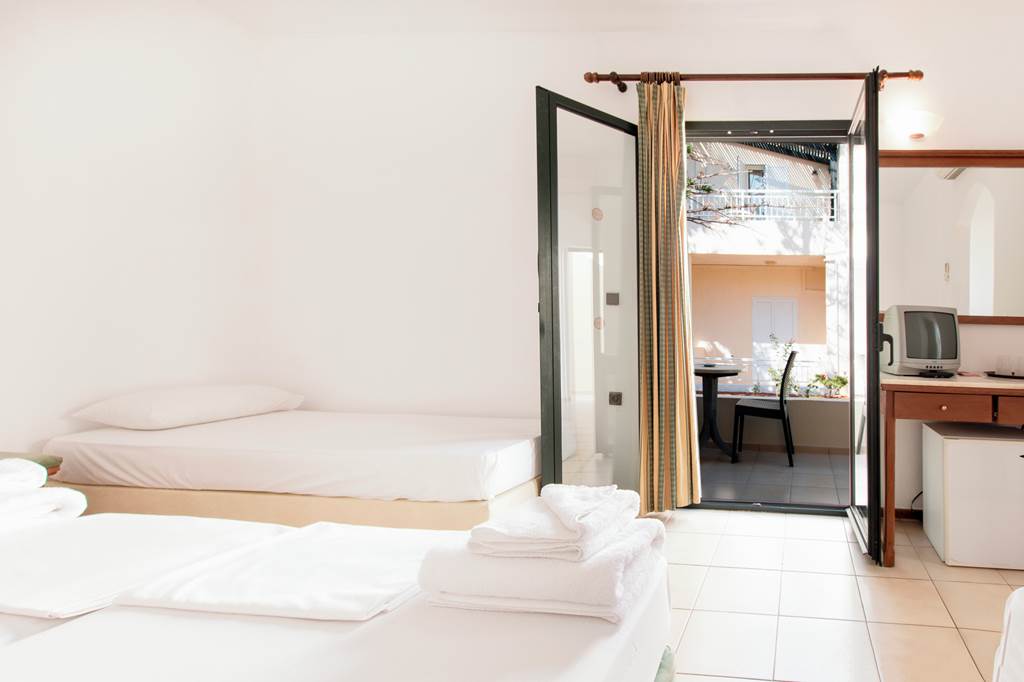 HER_68834_Anastasia_Hotel_0224_02.jpg