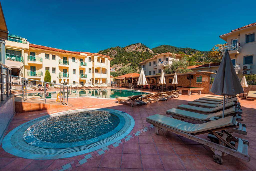 DLM_77329_Belcehan_Hotel_0924_04.jpg