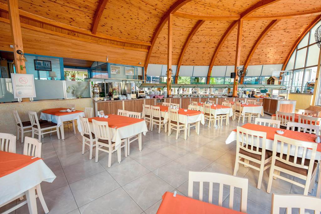 DLM_77329_Belcehan_Hotel_0924_03.jpg