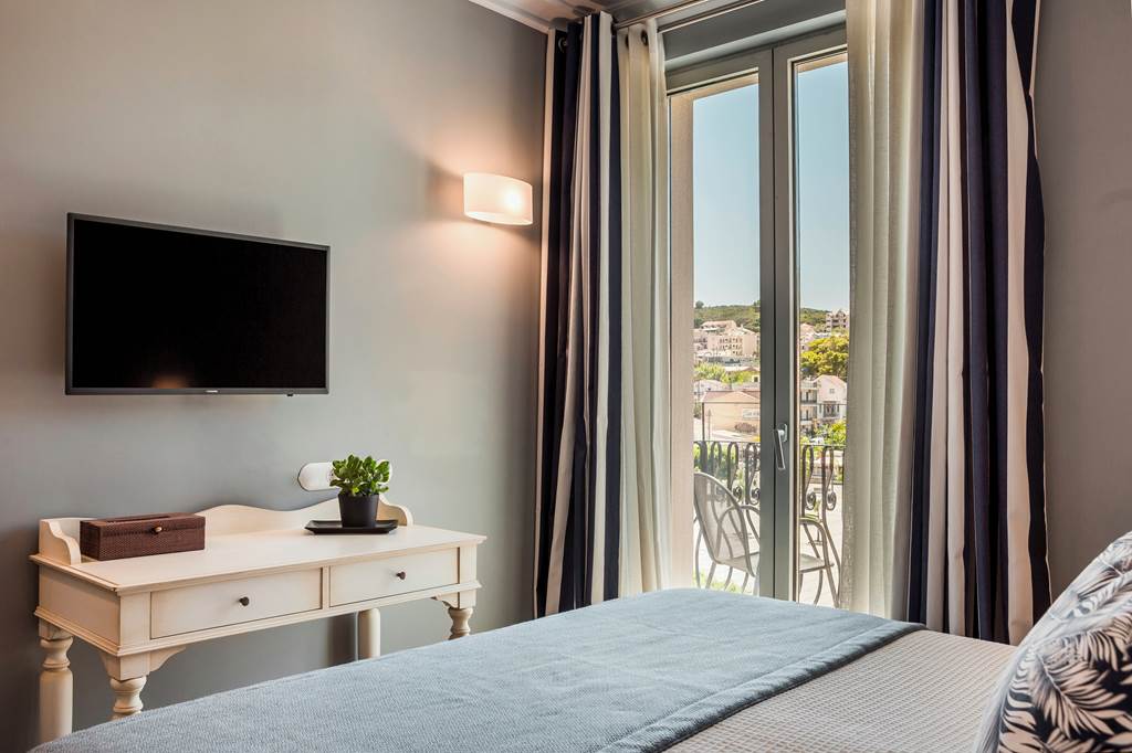 EFL_88583_Aenos_Hotel_1124_02.jpg