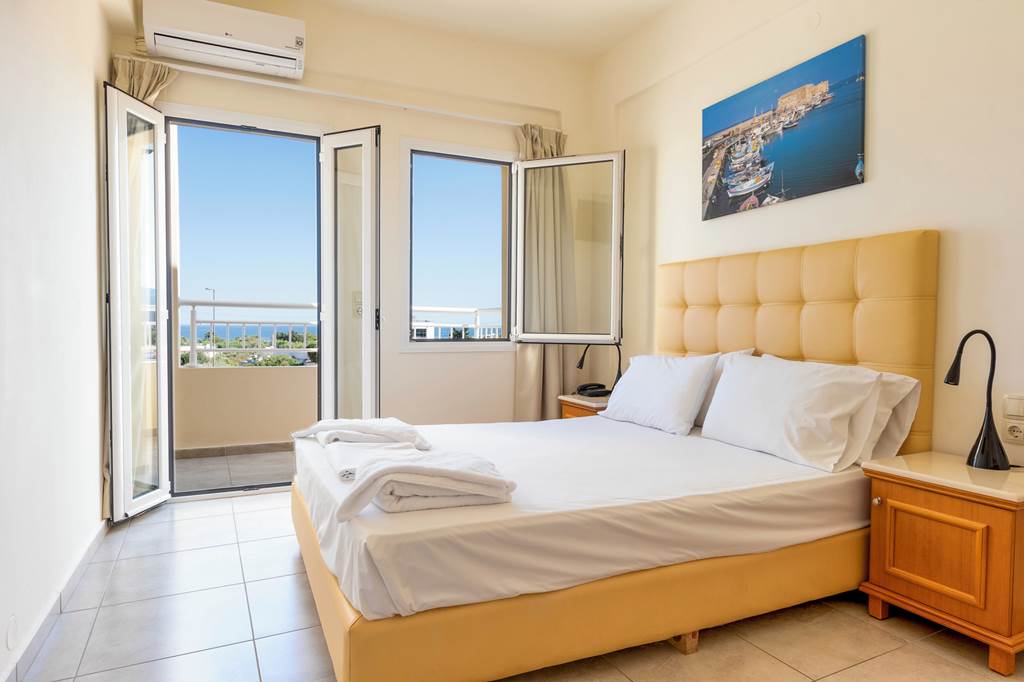 HER_68834_Anastasia_Hotel_0424_03.jpg