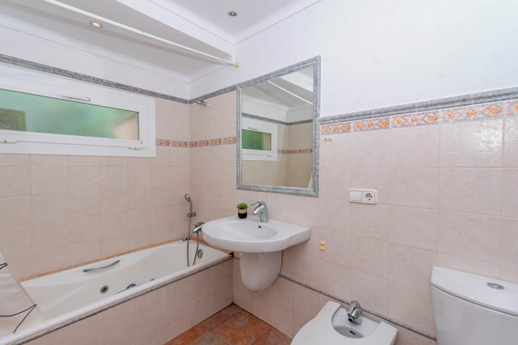 PMI_88061_Villa_Cuxach_Mateu_Pollensa_0924_02.jpg