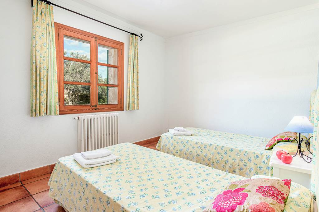 PMI_87378_Villa_Les_Figueres_0224_03.jpg