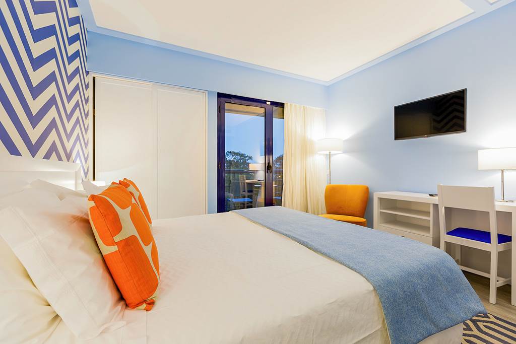 FNC_80483_Terrace_Mar_Suite_Hotel_0424_05.jpg