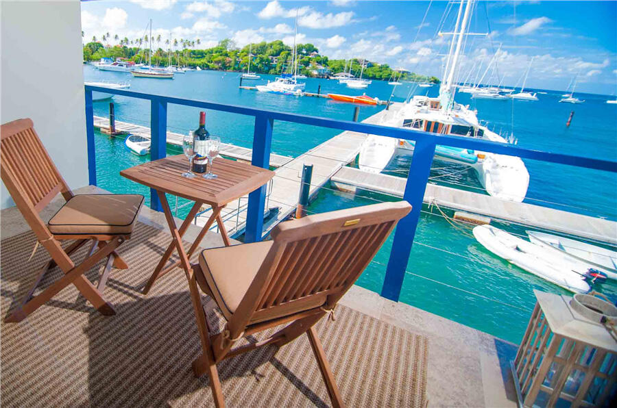 Blue-Lagoon-Hotel-Marina-10.jpg