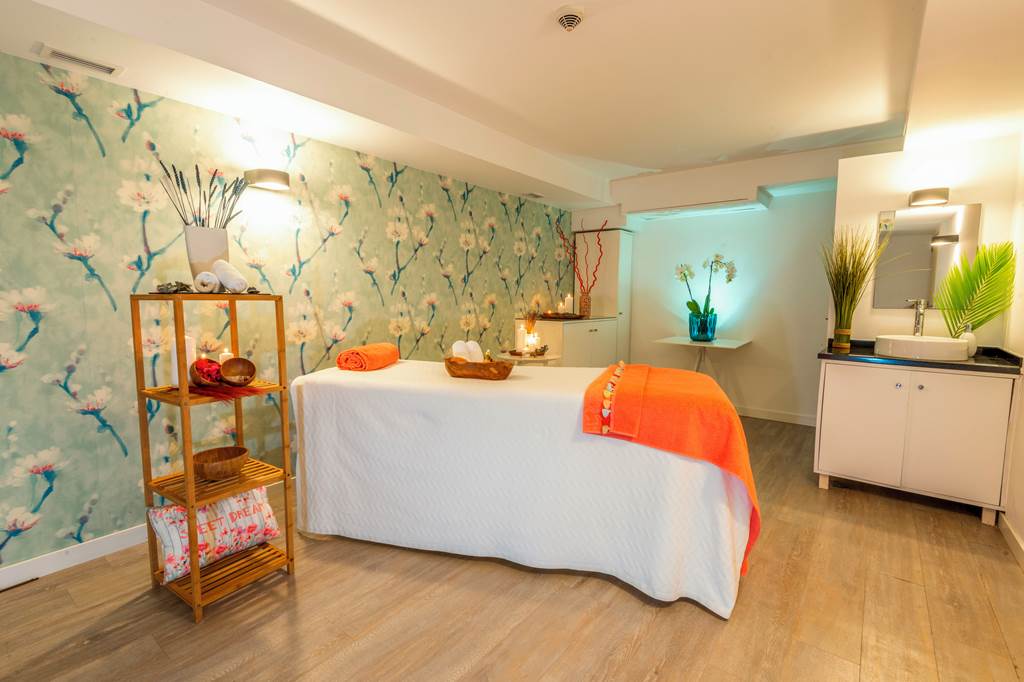 FNC_80483_Terrace_Mar_Suite_Hotel_0424_11.jpg