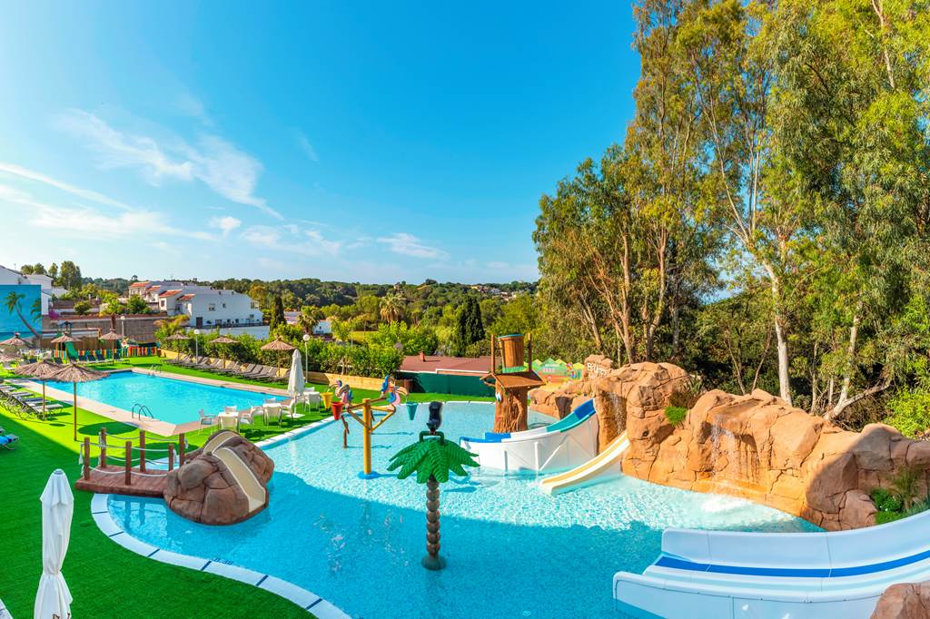GRO_73681_Apartments_Els_Llorers_0719_14.jpg