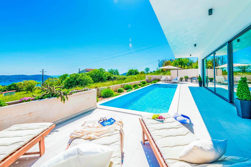 DBV_84889_Villa_Blue_Diamond_0223_02.jpg