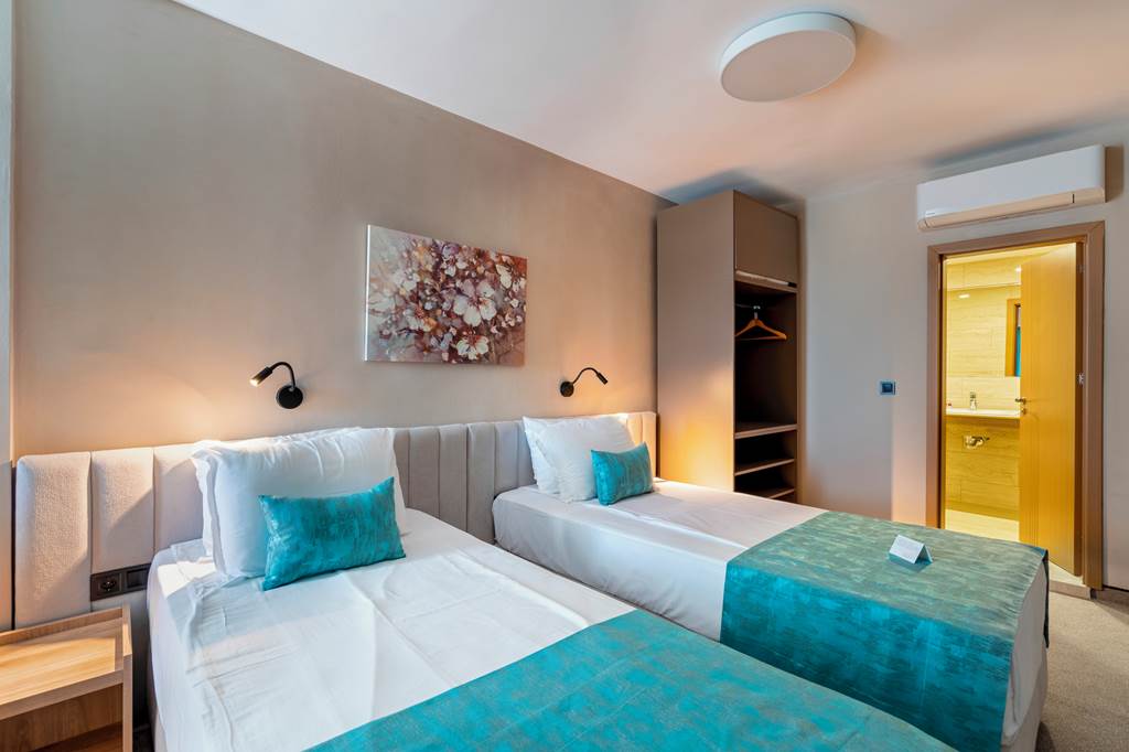 BOJ_78360_Grand_Hotel_Sunny_Beach_0624_05.jpg
