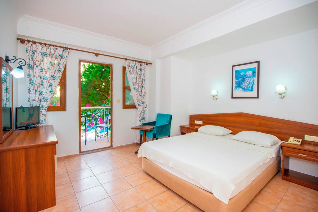 DLM_72030_White_Hotel_OluDeniz_1220_01.jpg