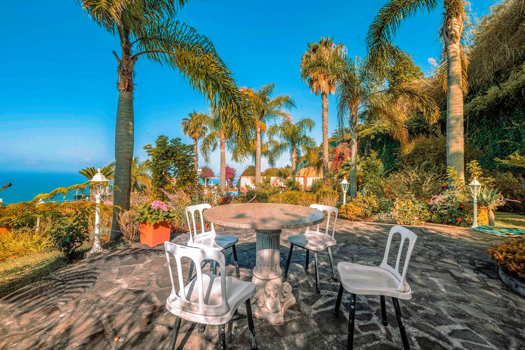 FNC_77599_Ocean_Gardens_Hotel_0524_15.jpg