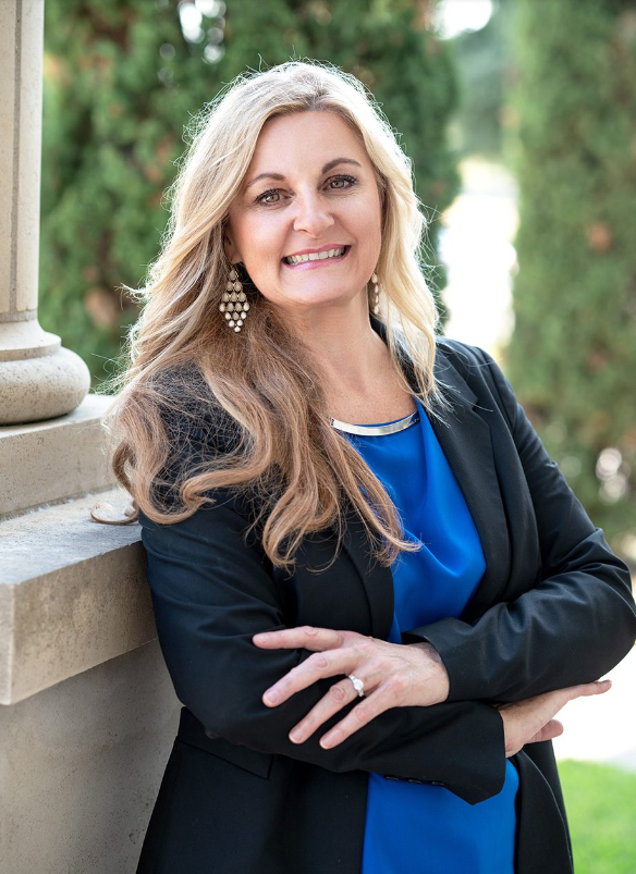 Cynthia Dunn