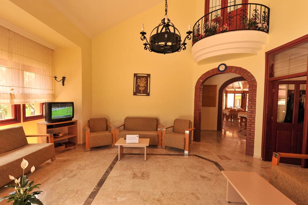 DLM_77328_Belcehan_Beach_Hotel_1117_04.jpg