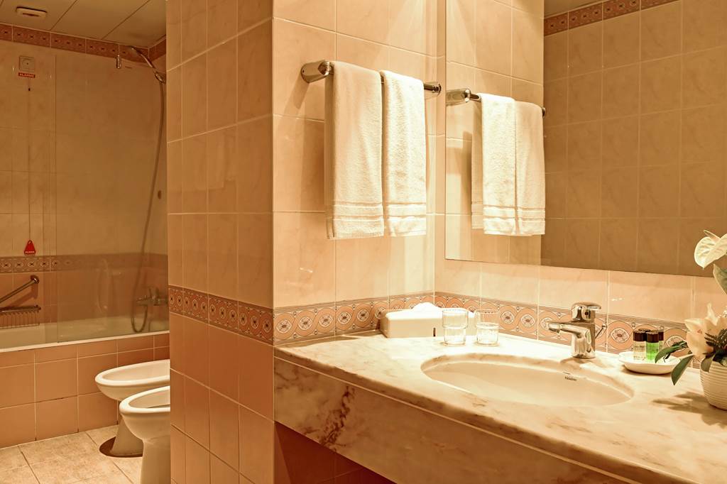 FNC_68688_Pestana_Village_&_Miramar_Garden_Resort_0424_25.jpg