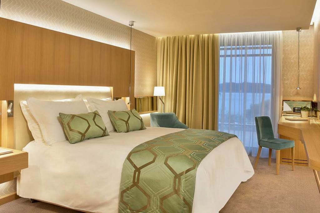 TIV_87168_Maestral_Resort_&_Casino_0324_07.jpg