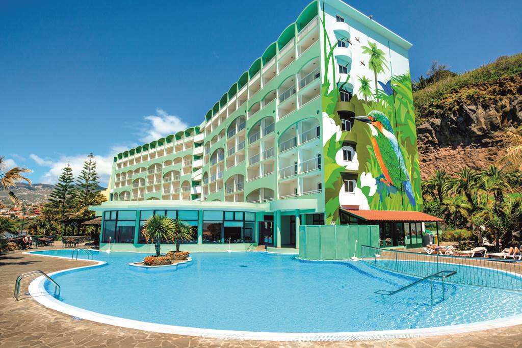 FNC_68620_Pestana_Bay_Ocean_Apthtl_1214_01.jpg