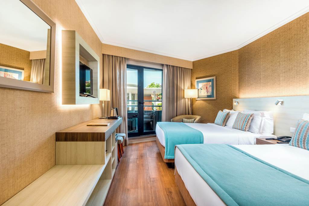FNC_70150_Enotel_Lido_Resort_0419_02.jpg