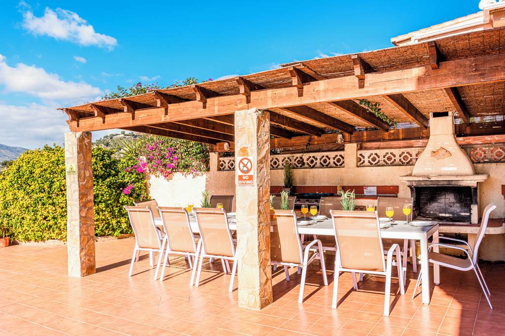 ALC_87322_Villa_Comodo_0224_01.jpg
