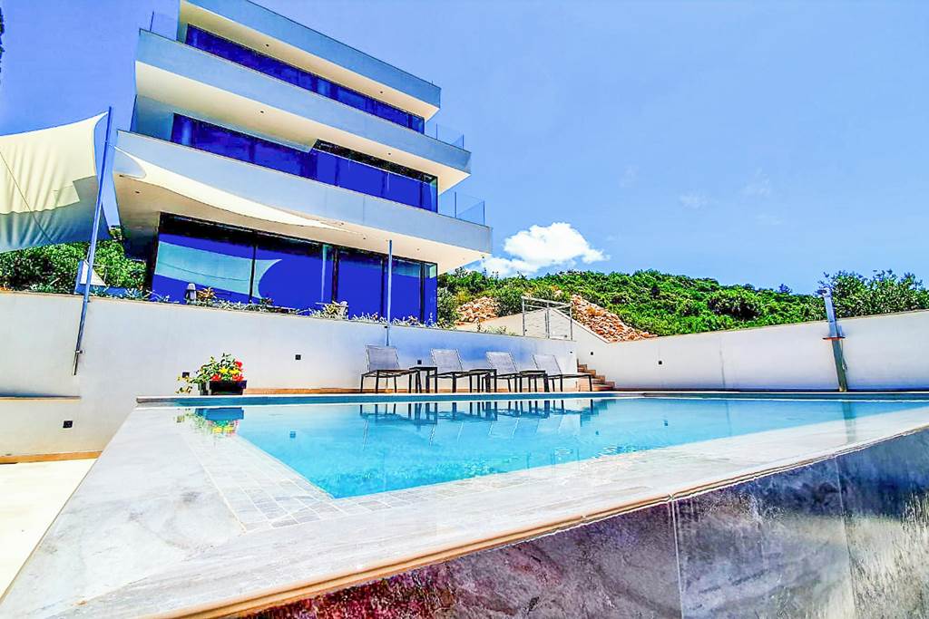 DBV_86199_Villa_Sapphire_Lagoon_1023_05.jpg