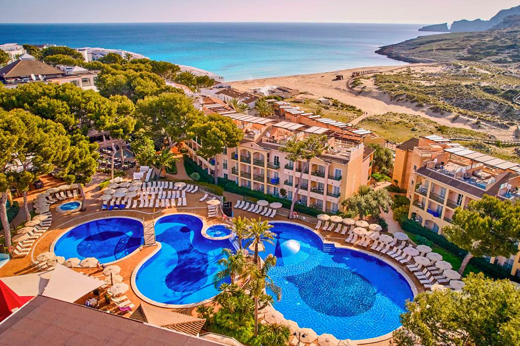 PMI_71510_Zafiro_Cala_Mesquida_and_Park_0524_02.jpg