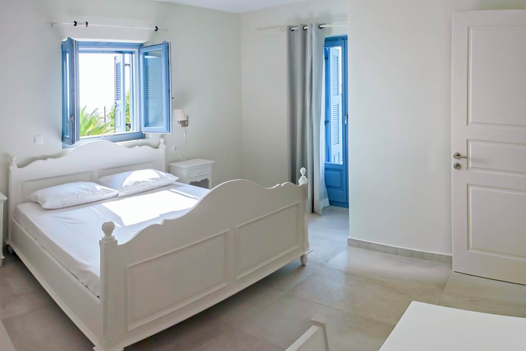 KLX_83180_Golden_Villas_Peloponnese_0921_02.jpg