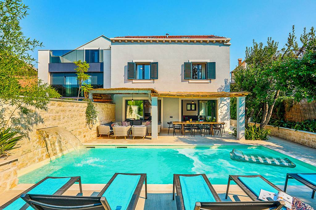 DBV_86104_Villa_White_Star_I_1023_06.jpg