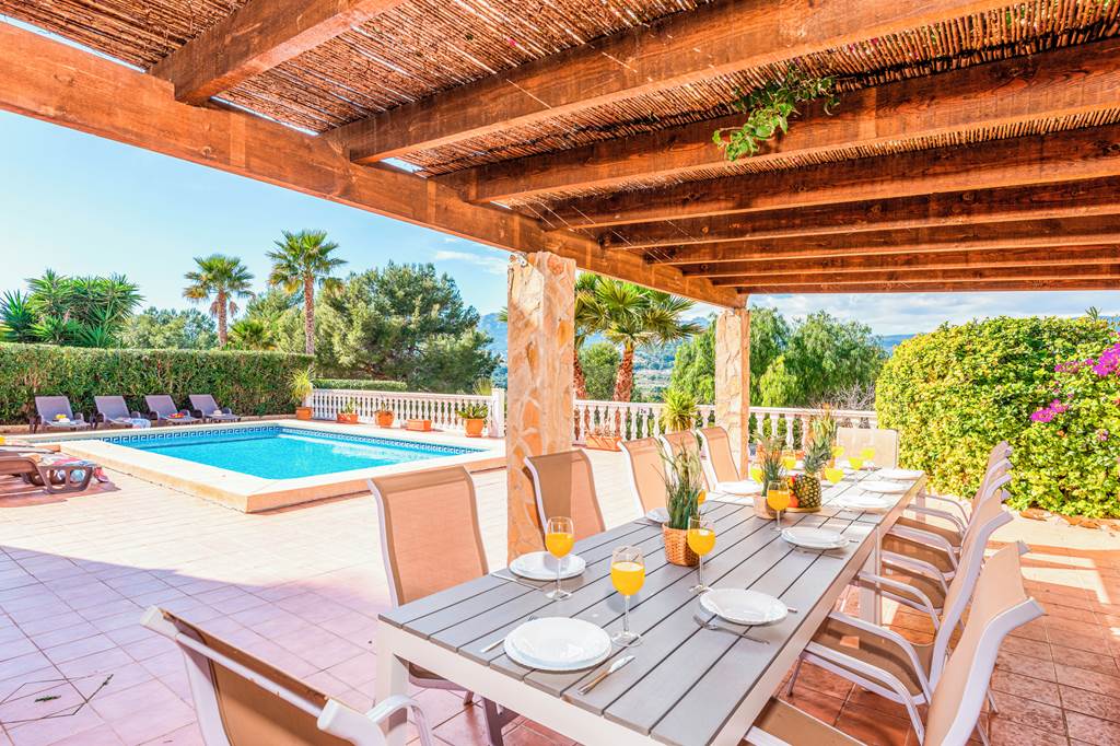 ALC_87322_Villa_Comodo_0224_02.jpg