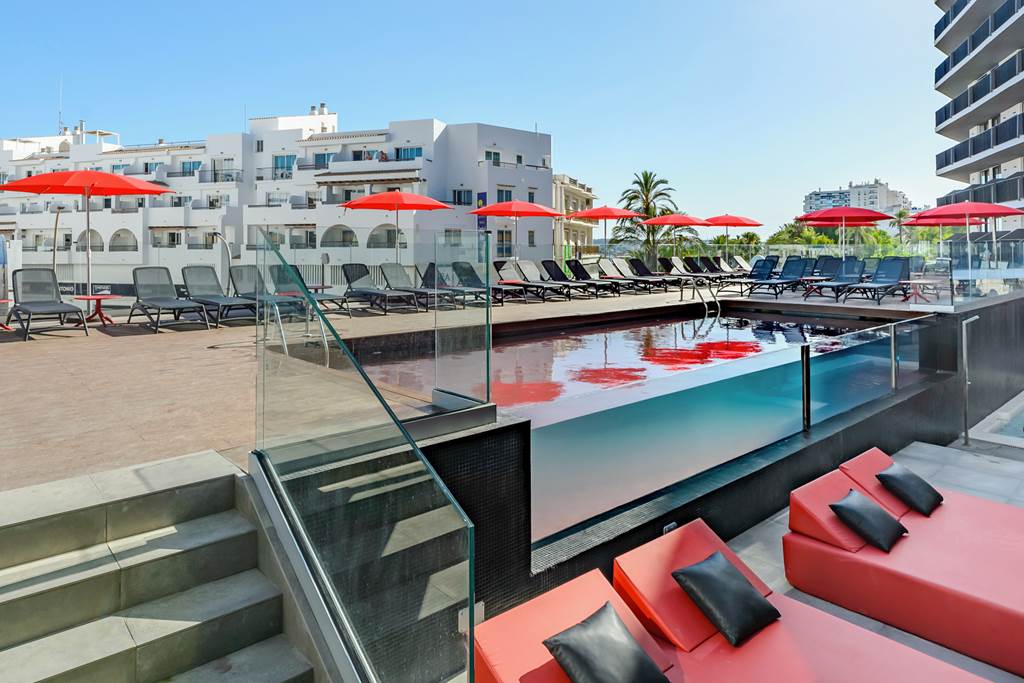 IBZ_1123_Hotel_Vibra_Piscis_1222_03.jpg