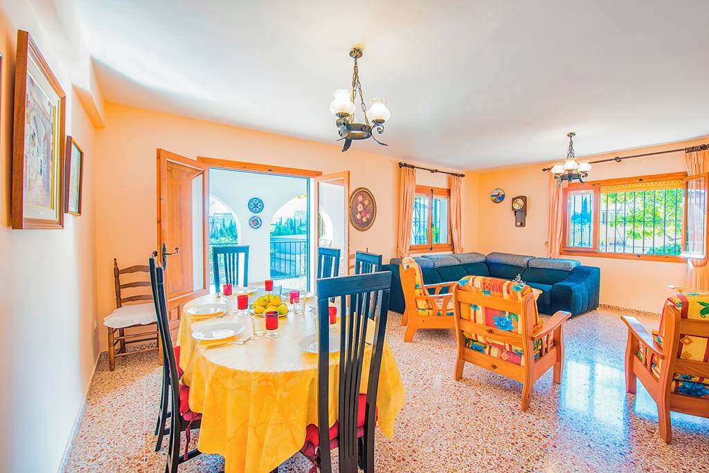 ALC_84850_Villa_Tere_0123_02.jpg
