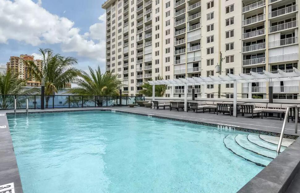 Cambria-Hotel-Fort-Lauderdale-Beach-7.jpg