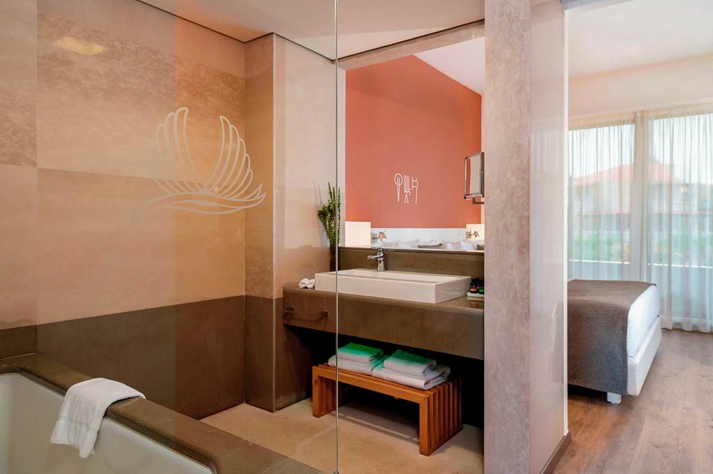 CHQ_80020_Avra_Imperial_Hotel_0722_41.jpg