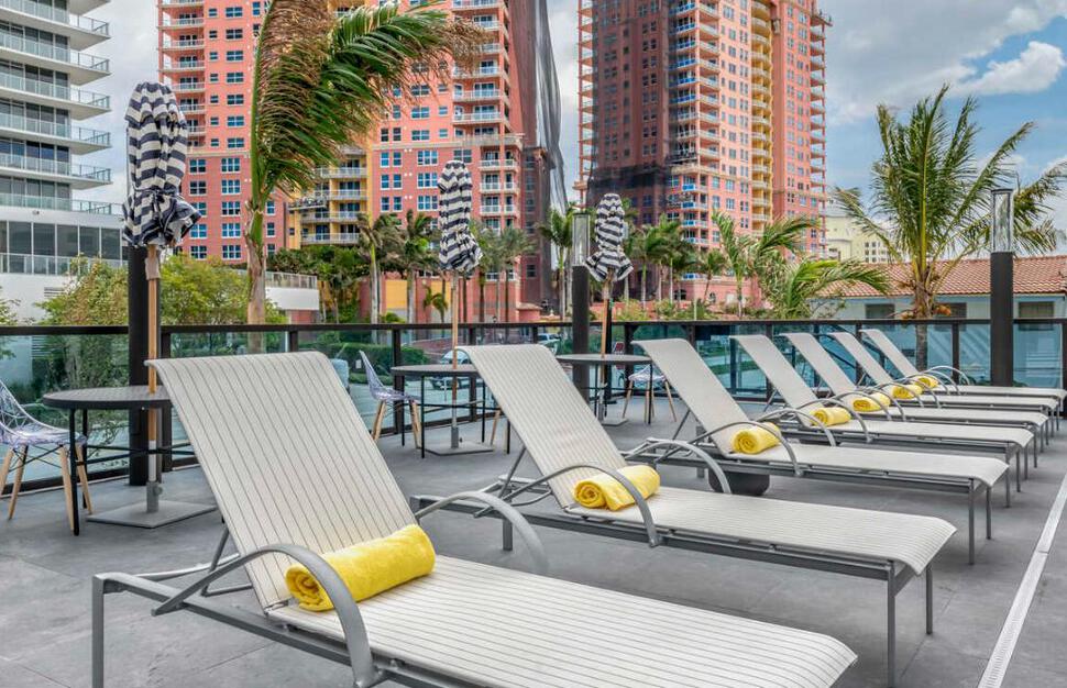 Cambria-Hotel-Fort-Lauderdale-Beach-10.jpg