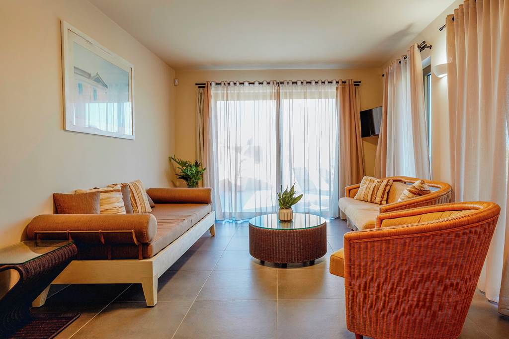 CHQ_88560_Giannoulis_Ele_Sole_Villa_1224_05.jpg