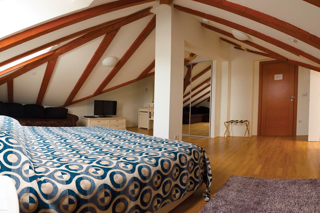 DVB_74657_Hotel_Bozica_1016_04.jpg