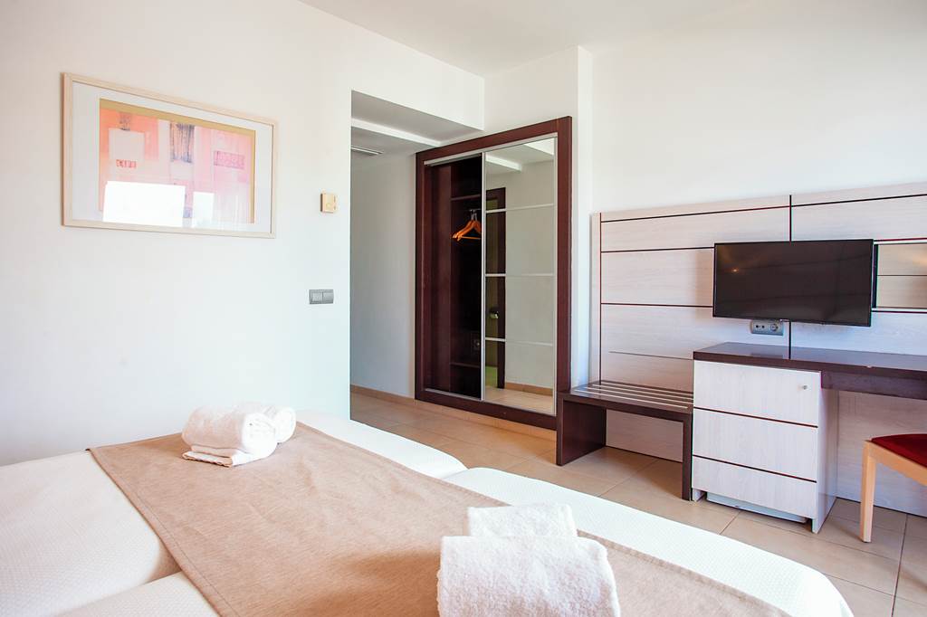IBZ_69399_Hotel_Puchet_0624_01.jpg