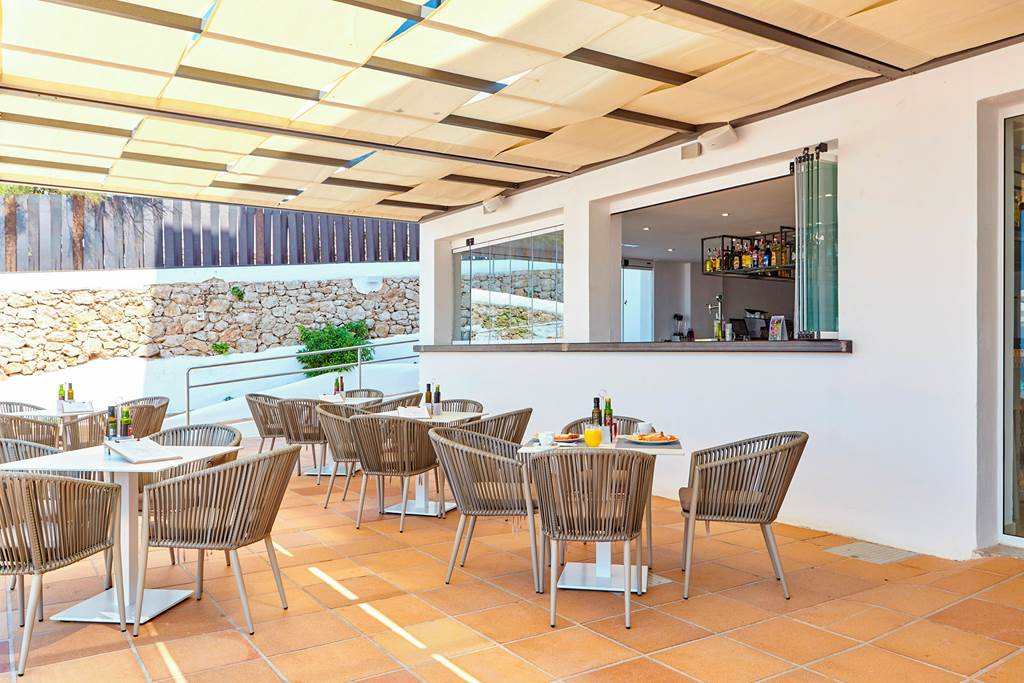 IBZ_79942_Sol_Bahia_Ibiza_Suites_0119_10.jpg