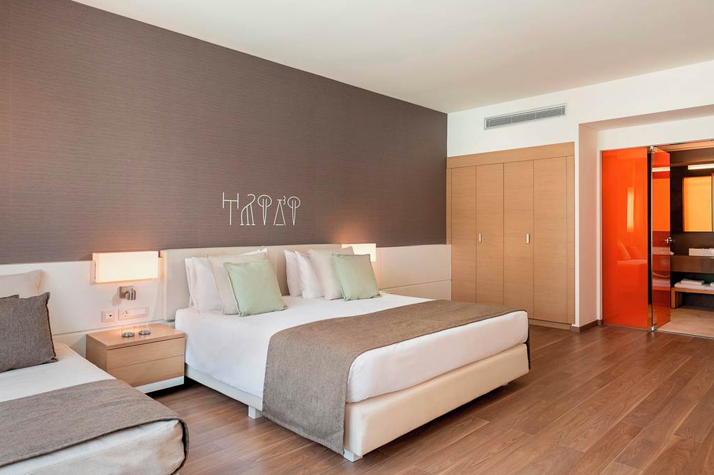 CHQ_80020_Avra_Imperial_Hotel_0722_56.jpg