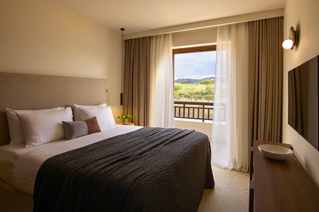 CHQ_83613_Asterion_Suites_&_Spa_0222_16.jpg
