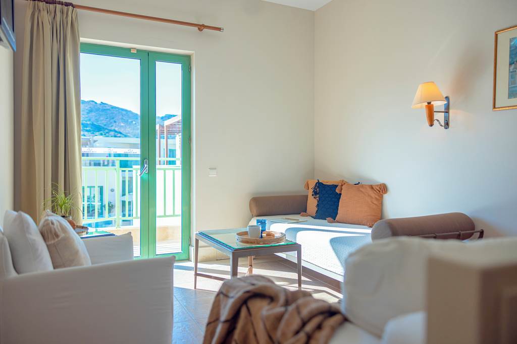 CHQ_78451_Giannoulis_Grand_Bay_Beach_Resort_1022_24.jpg