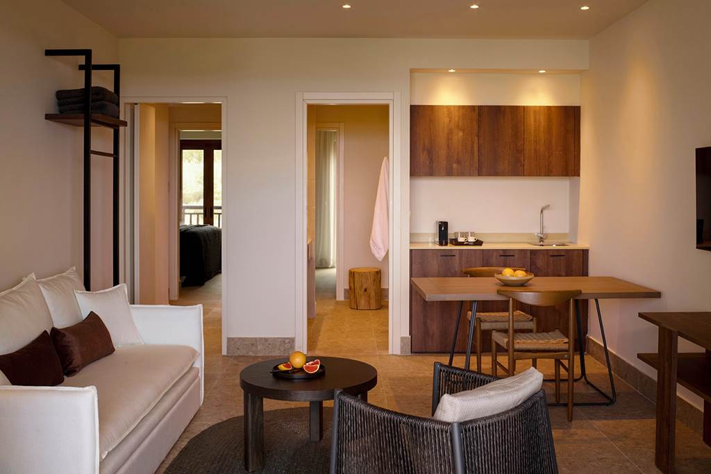 CHQ_83613_Asterion_Suites_&_Spa_0222_30.jpg