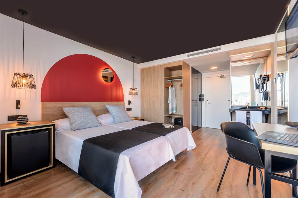 IBZ_1123_Hotel_Vibra_Piscis_0622_10.jpg