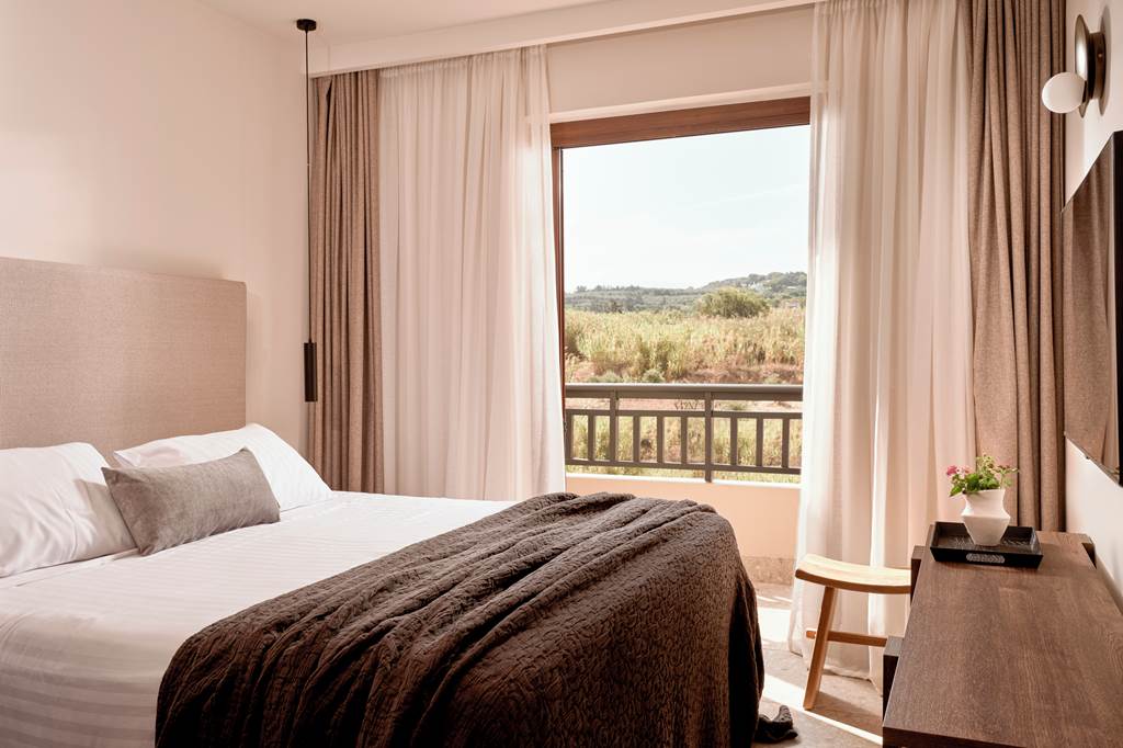 CHQ_83613_Asterion_Suites_&_Spa_0224_08.jpg